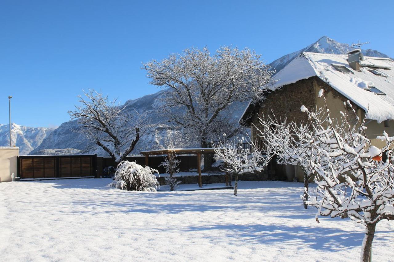 Chambres D'Hotes Les Peschiers 沙托鲁 外观 照片